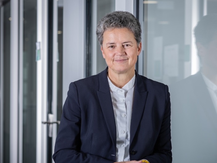 Bild einer Frau (Lydia Hüskens Infrastrukturministerin von Sachsen-Anhalt)